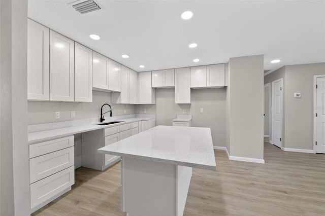 6224 7TH AVENUE DRIVE W, Bradenton, FL 34209