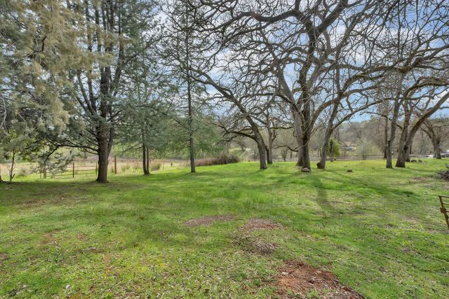 12076 Prairie Creek Ln, Marysville, CA 95901