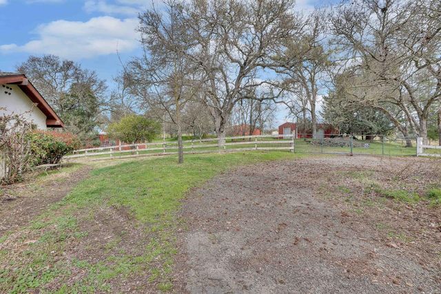 12076 Prairie Creek Ln, Marysville, CA 95901