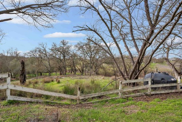 12076 Prairie Creek Ln, Marysville, CA 95901