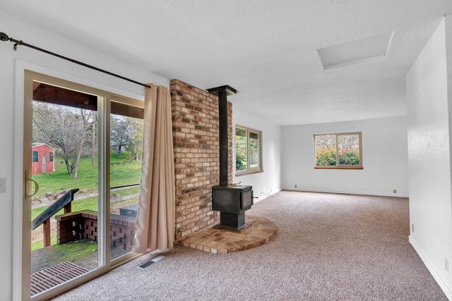 12076 Prairie Creek Ln, Marysville, CA 95901