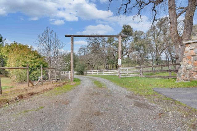 12076 Prairie Creek Ln, Marysville, CA 95901