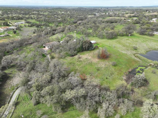 12076 Prairie Creek Ln, Marysville, CA 95901