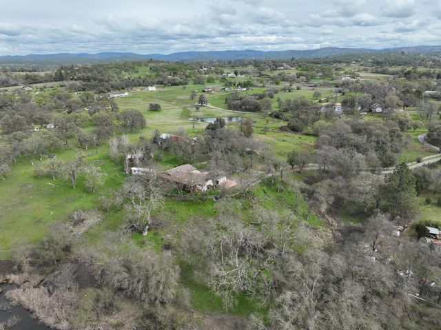 12076 Prairie Creek Ln, Marysville, CA 95901