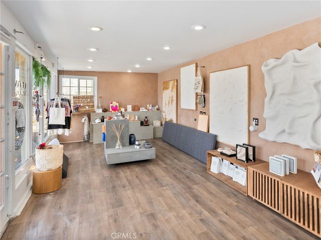 424 S Pacific Coast, Redondo Beach, CA 90277