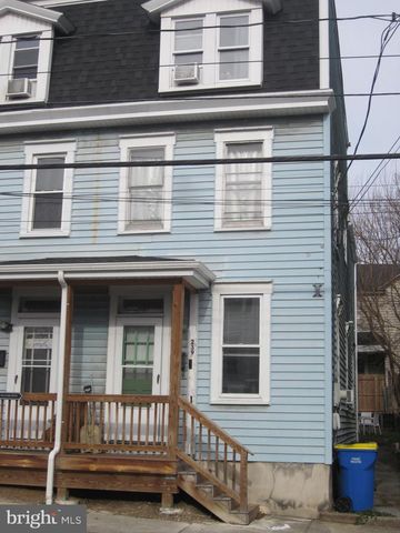 239 WILSON ST, Middletown, PA 17057