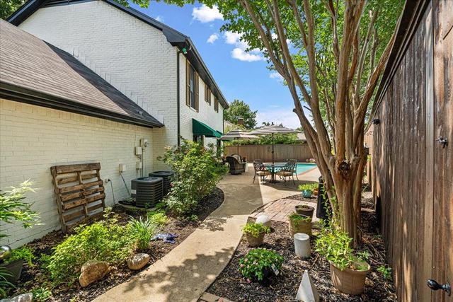 1604 Dogwood Trail, Corsicana, TX 75110