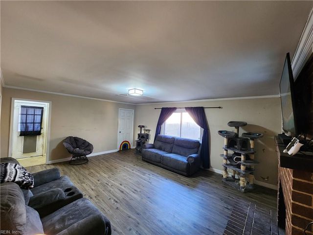 684 Harpersville RD, Newport News, VA 23601