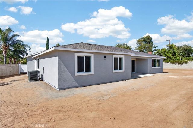 9384 Martha Way, Riverside, CA 92503
