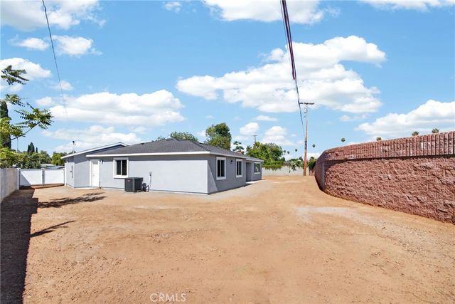 9384 Martha Way, Riverside, CA 92503