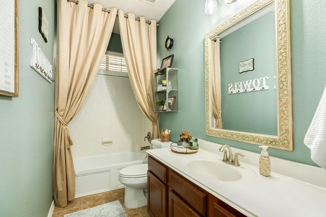 13805 Bright Canyon Lane, Rosharon, TX 77583