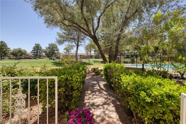 624 Tam O Shanter 0, Las Vegas, NV 89109