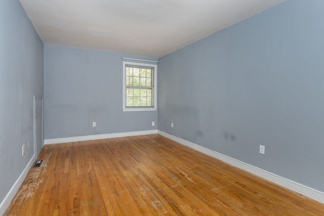 250 Prospect St, Franklin, MA 02038