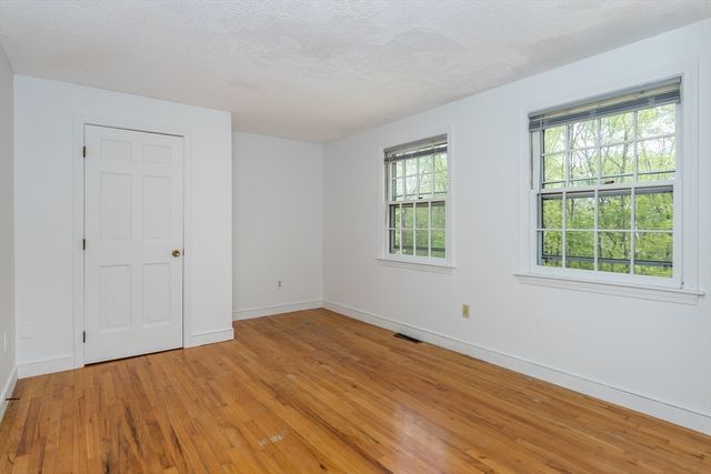 250 Prospect St, Franklin, MA 02038