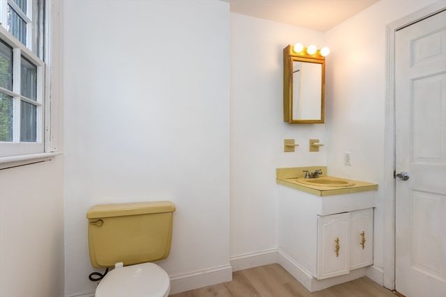 250 Prospect St, Franklin, MA 02038