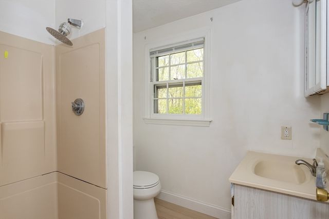 250 Prospect St, Franklin, MA 02038