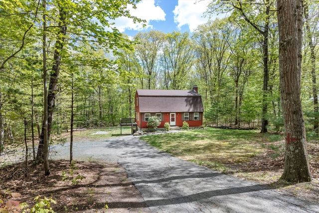 250 Prospect St, Franklin, MA 02038