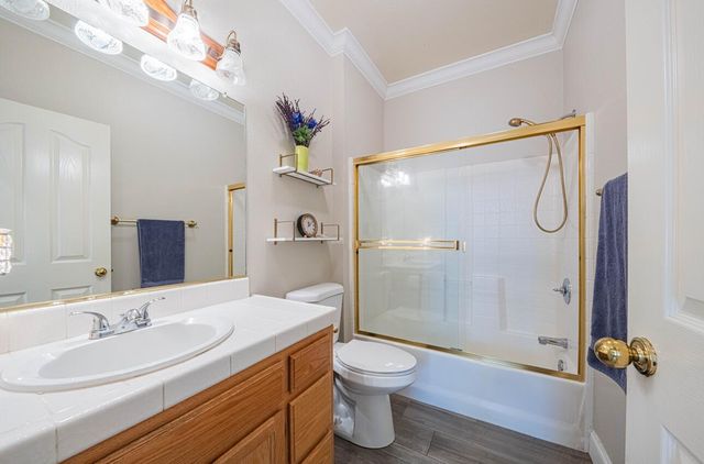 2101 Primrose Court, Hollister, CA 95023