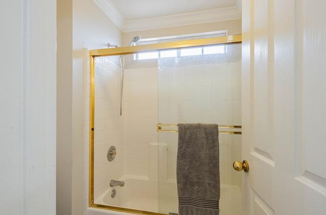 2101 Primrose Court, Hollister, CA 95023