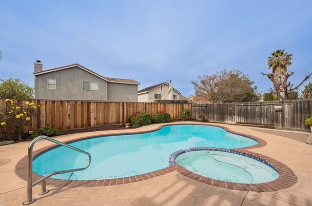2101 Primrose Court, Hollister, CA 95023
