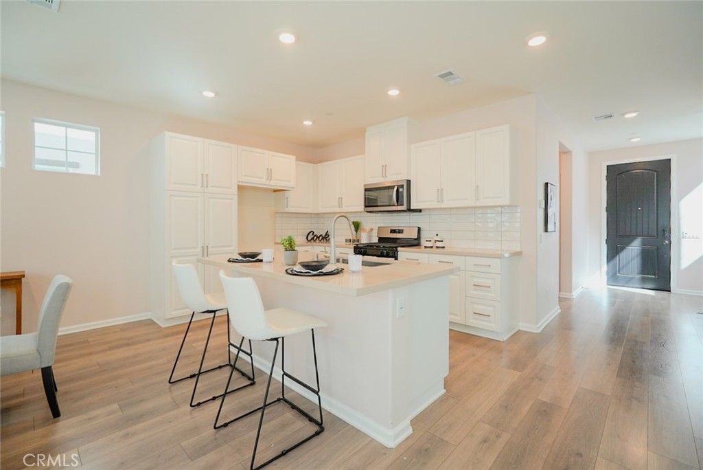 4089 Summer, Corona, CA 92883 — photo 3