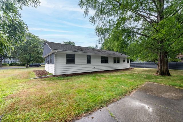4342 Old Colony Road, Kalamazoo, MI 49008