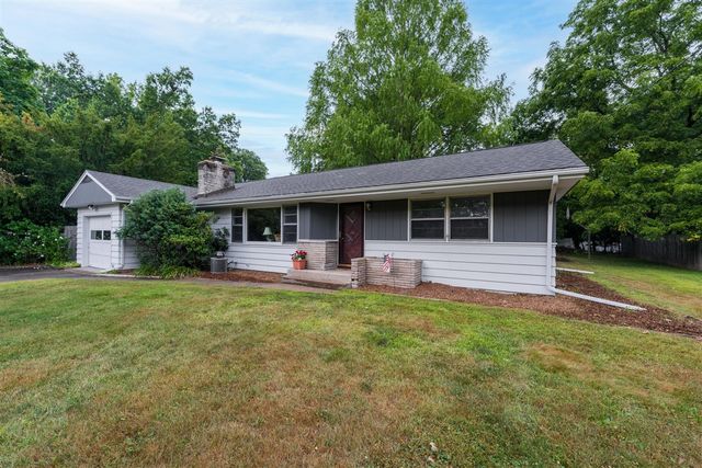 4342 Old Colony Road, Kalamazoo, MI 49008