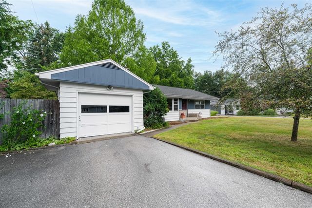 4342 Old Colony Road, Kalamazoo, MI 49008