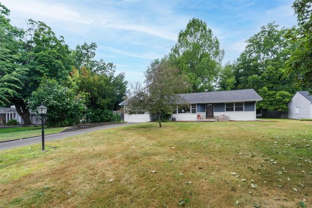 4342 Old Colony Road, Kalamazoo, MI 49008