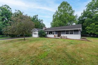 4342 Old Colony Road, Kalamazoo, MI 49008