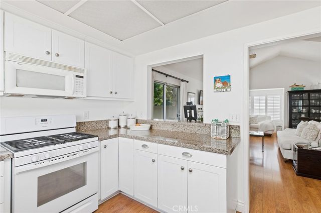 7 Wayfarer, Irvine, CA 92614