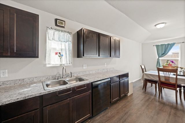 512 SE 3rd Place, Newcastle, OK 73065