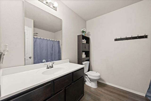 512 SE 3rd Place, Newcastle, OK 73065