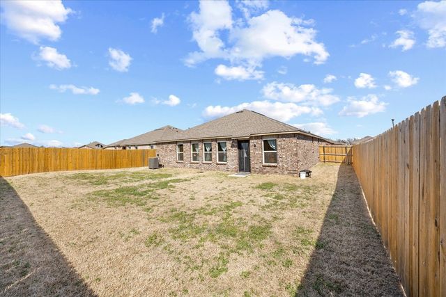 512 SE 3rd Place, Newcastle, OK 73065