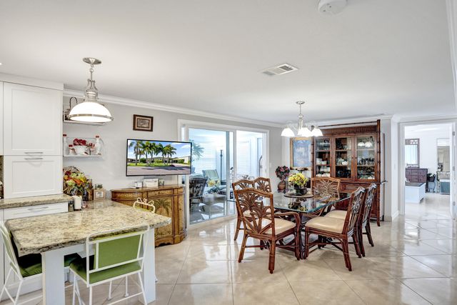 120 NW 53rd Place, Pompano Beach, FL 33064