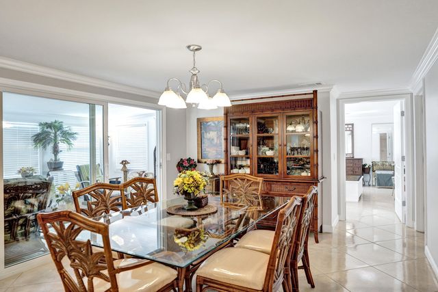 120 NW 53rd Place, Pompano Beach, FL 33064