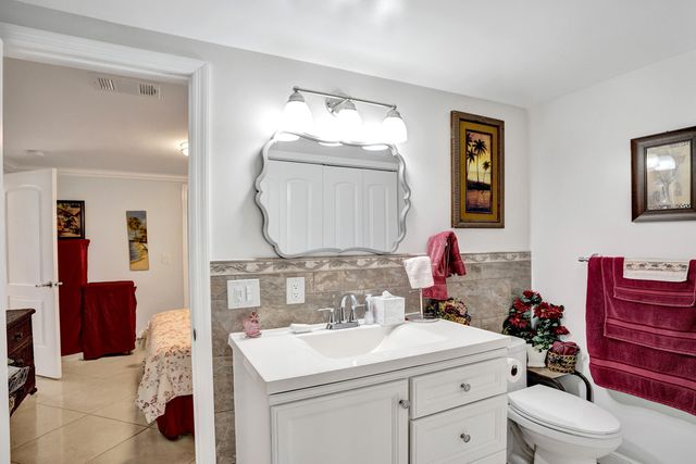 120 NW 53rd Place, Pompano Beach, FL 33064