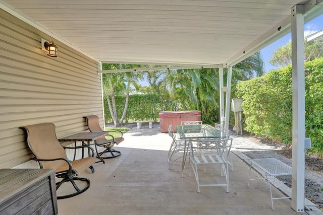 120 NW 53rd Place, Pompano Beach, FL 33064