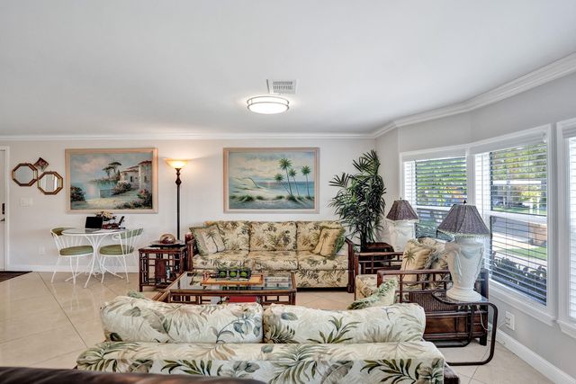 120 NW 53rd Place, Pompano Beach, FL 33064