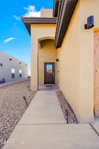 13070 GRANTHAM Lane, El Paso, TX 79928