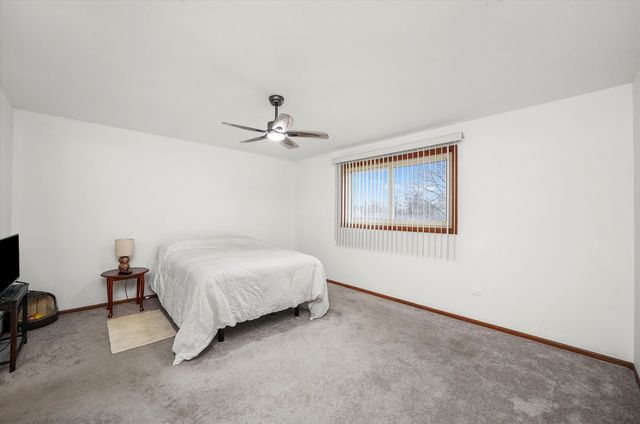 7201 W 110th Street, Worth, IL 60482