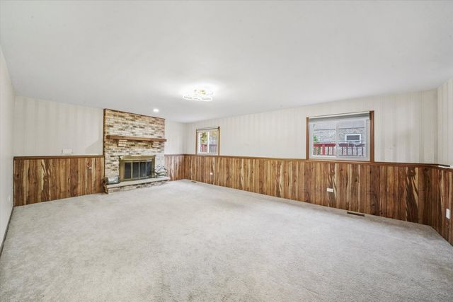 7201 W 110th Street, Worth, IL 60482