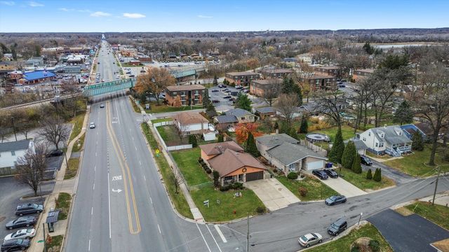 7201 W 110th Street, Worth, IL 60482