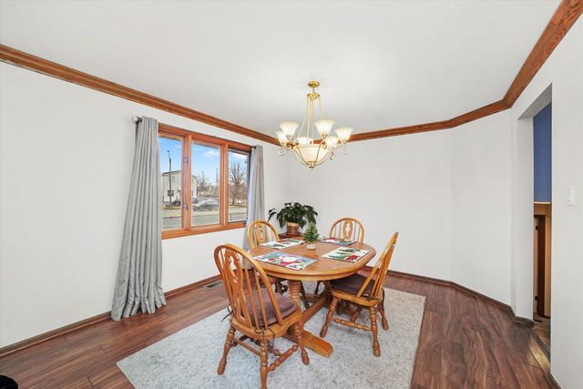 7201 W 110th Street, Worth, IL 60482