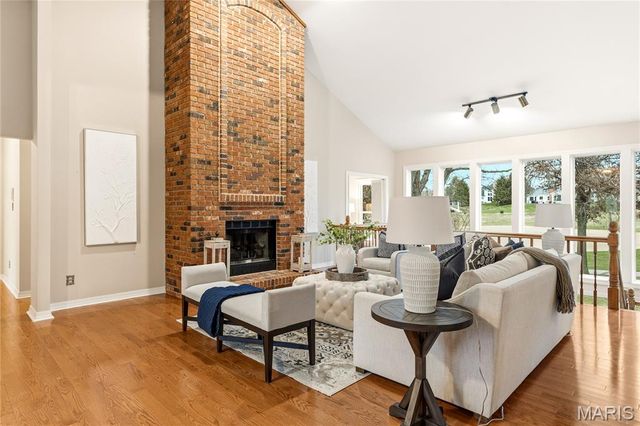 142 Newgrange Pass, Weldon Spring, MO 63304