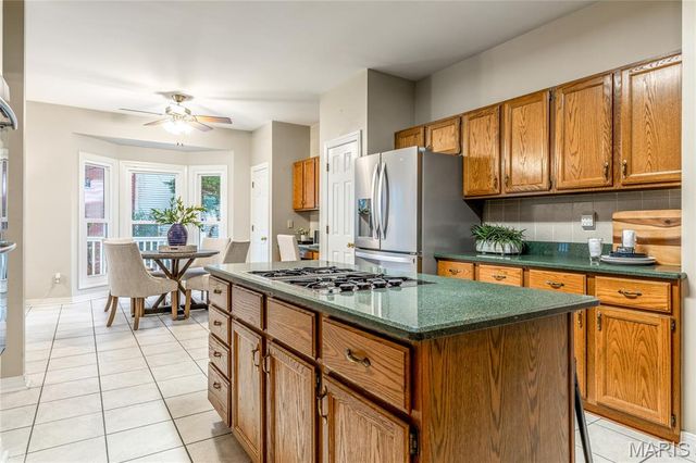 142 Newgrange Pass, Weldon Spring, MO 63304