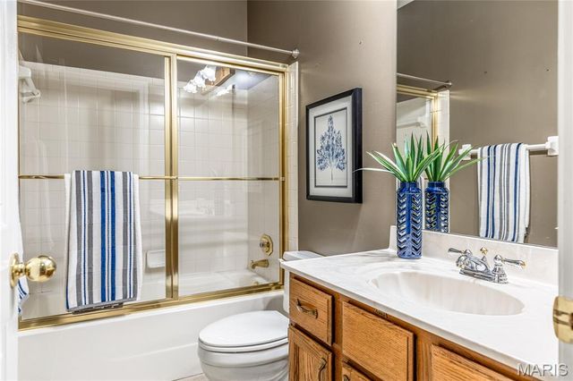 142 Newgrange Pass, Weldon Spring, MO 63304