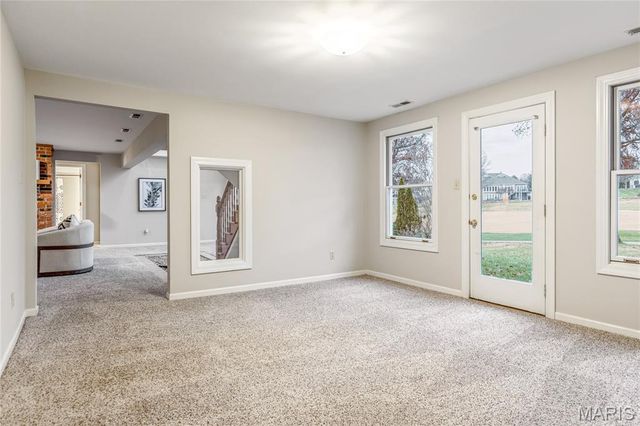 142 Newgrange Pass, Weldon Spring, MO 63304