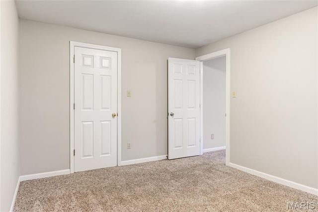 142 Newgrange Pass, Weldon Spring, MO 63304