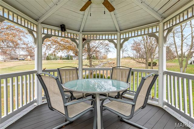 142 Newgrange Pass, Weldon Spring, MO 63304